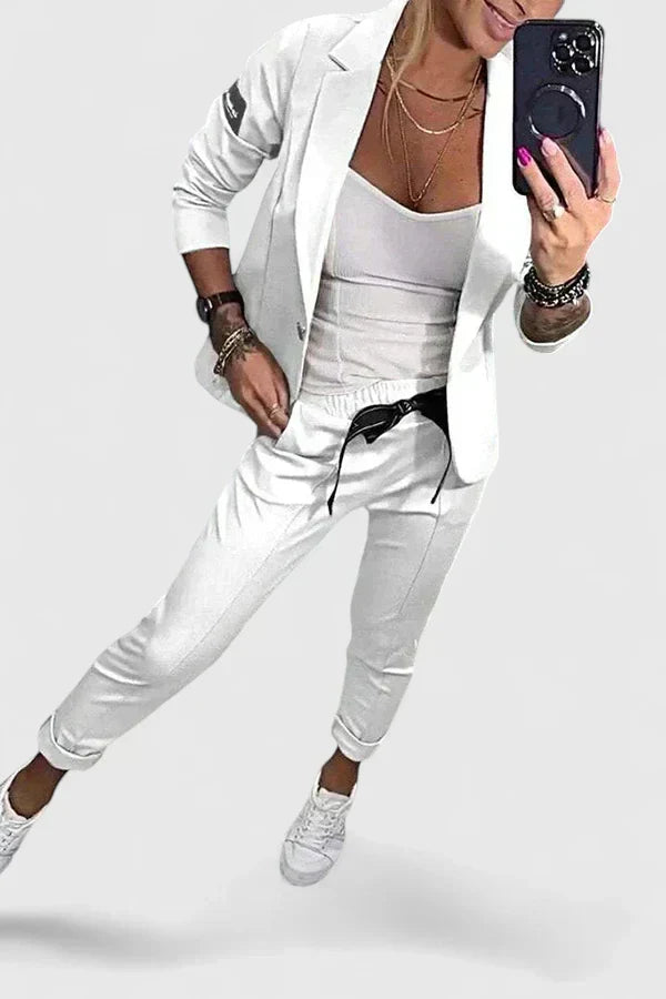 White / S