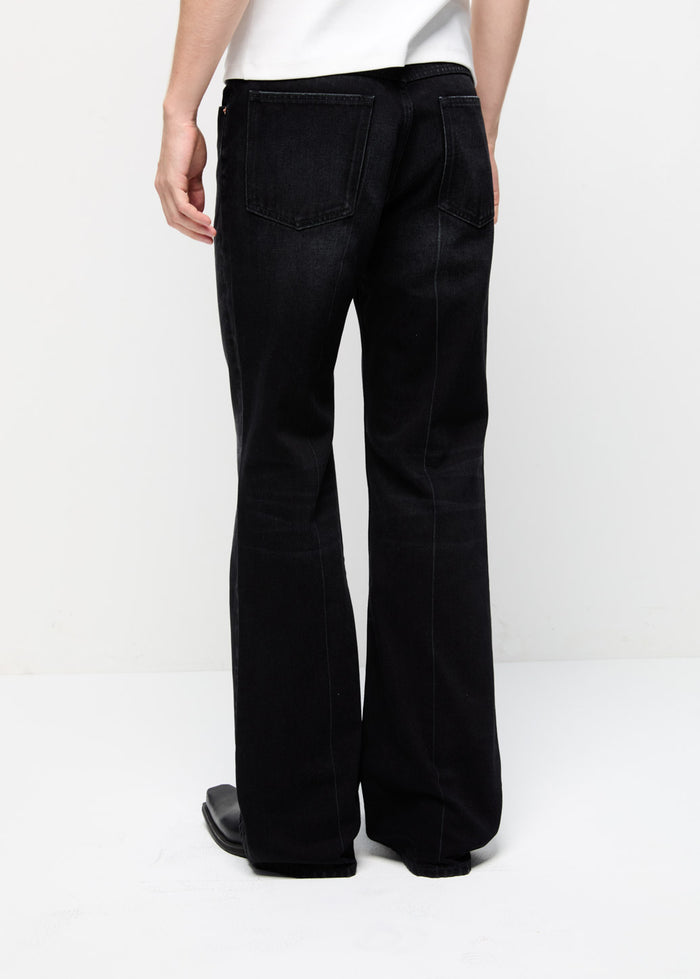 WASHED BLACK JEANS