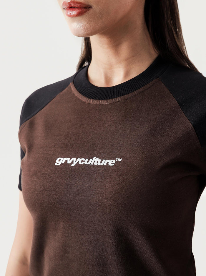 Mocha basic babytee female model full body Pakistan – GROOVY
