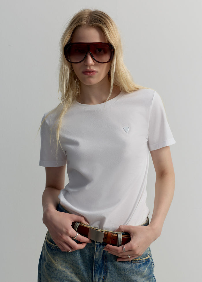 BASIC CREWNECK TEE