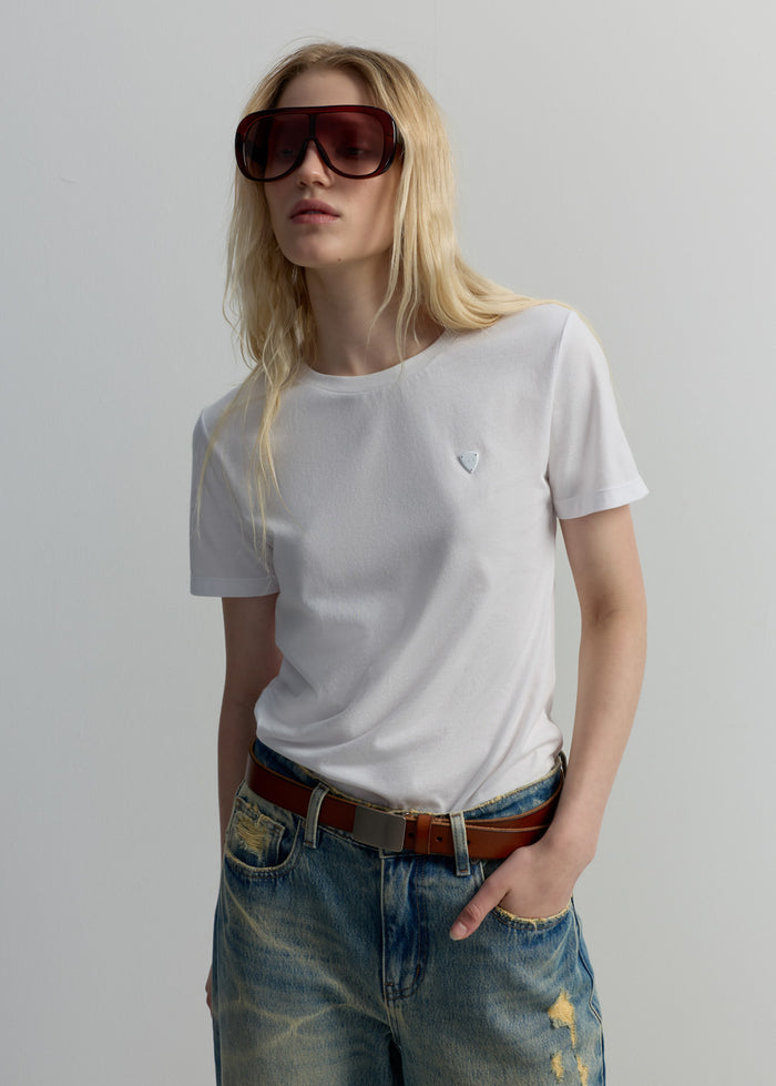 BASIC CREWNECK TEE