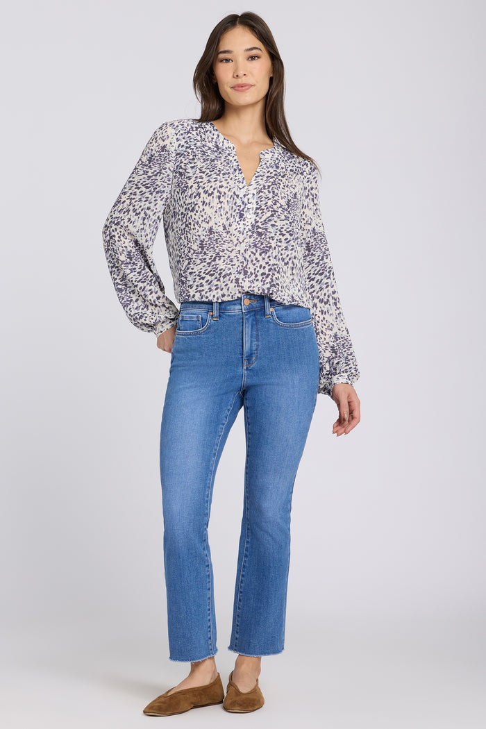 Billie Mini Bootcut Ankle Jeans In Petite - Blue Paradise