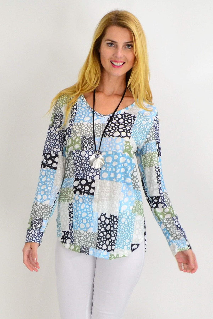 Cafe Latte bubble bath V-neck tunic top with spot print, cozy winter ladies' tunic in soft fabric, stylish and comfortable.