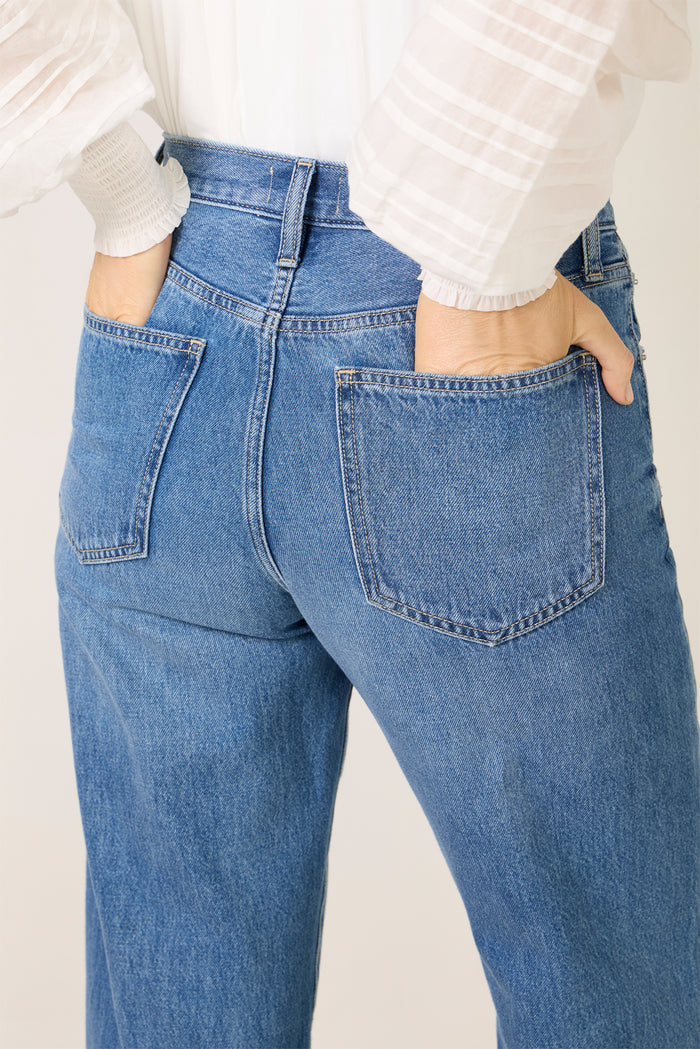 Donny Rolled Hem Boyfriend Jean