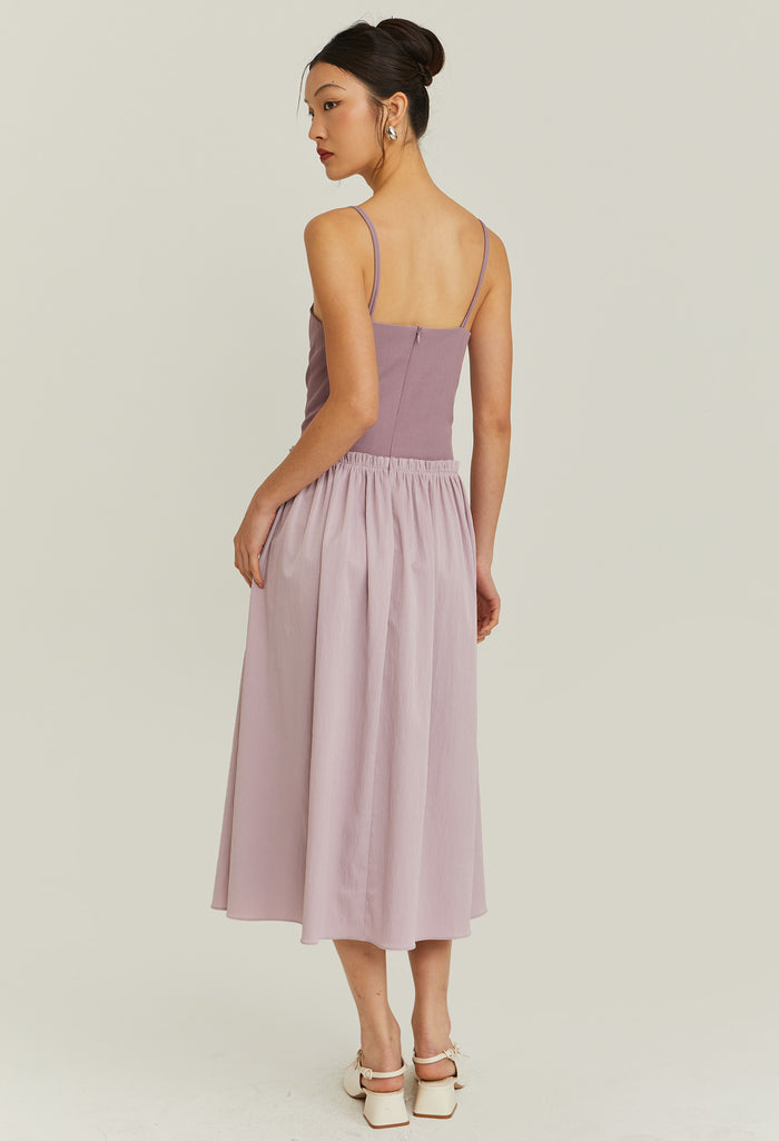 Dusklace Sweetheart Midi Dress