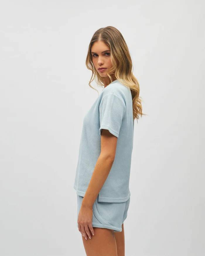 Everlee Tee Airy Blue