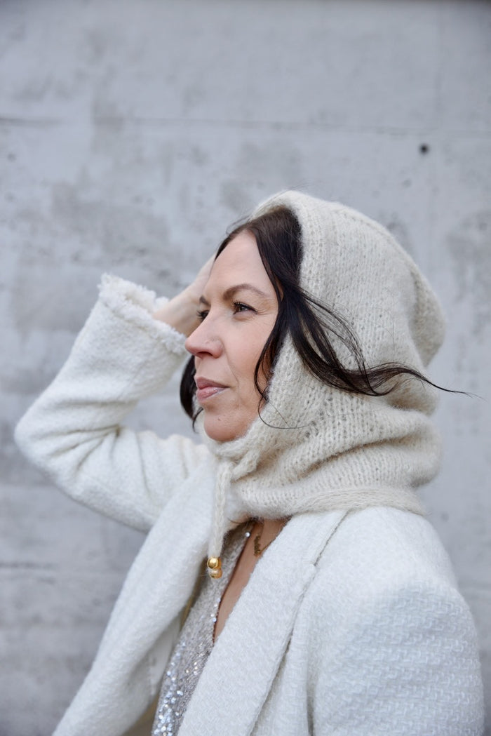 Feather Hood