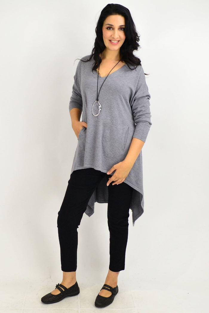 Grey Cali&Co Heidi hi-low tunic jumper with uneven hem, casual and stylish, perfect for everyday wear.