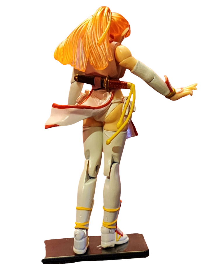 Kasumi (White Outfit) Dead or Alive Kaiyodo KT Figure Collection DX