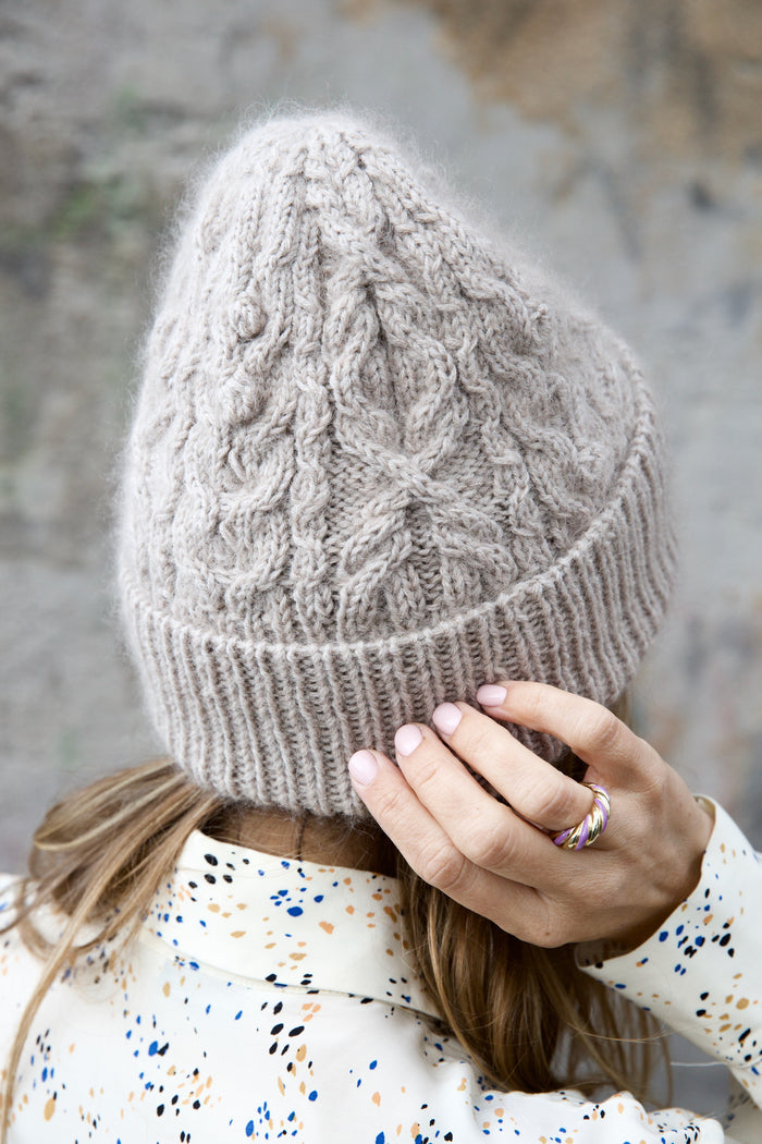 Kruna Hat