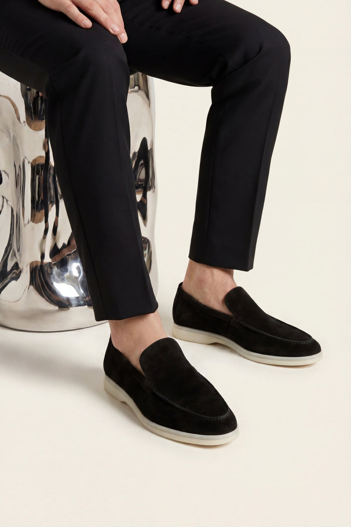 Leonis Suede Loafers Black