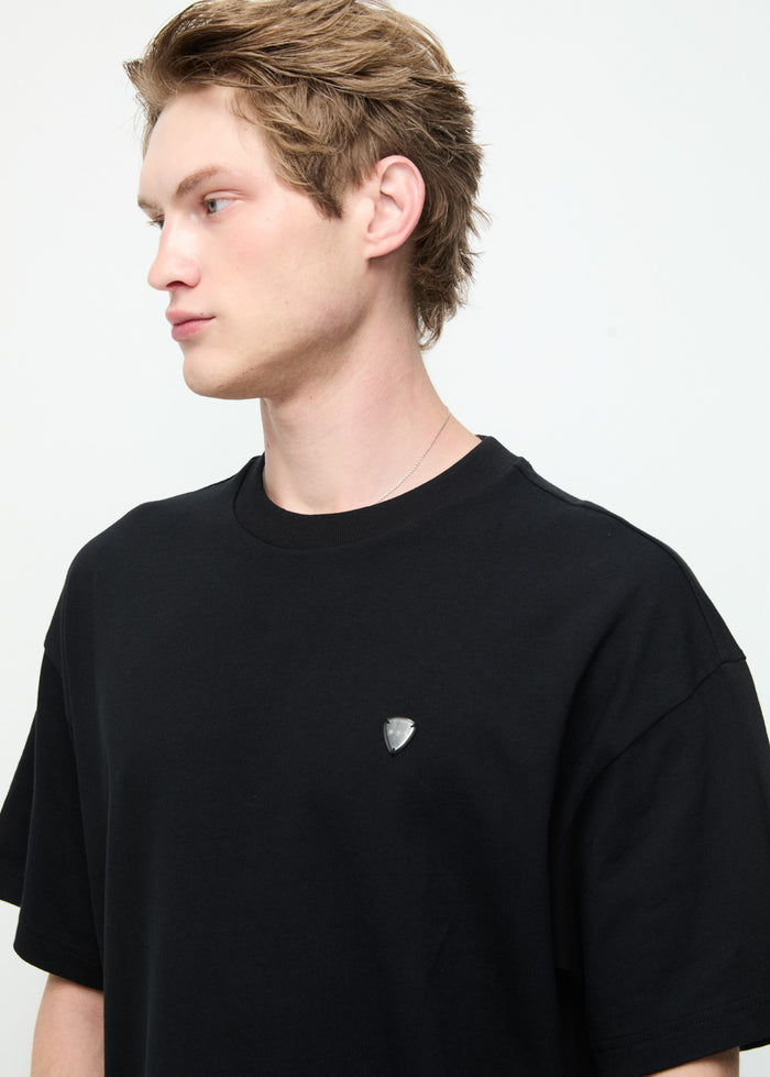 LOOSE FIT SIGNATURE TEE