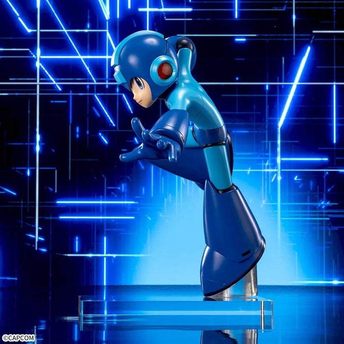 Mega Man / Rockman Luminasta Sega Capcom 7.5" Statue Figure