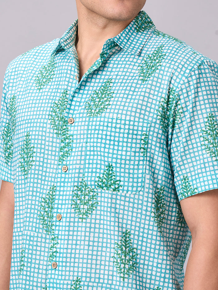 Men's 100% Cotton Regular Fit Half Sleeves Printed Shirt Green