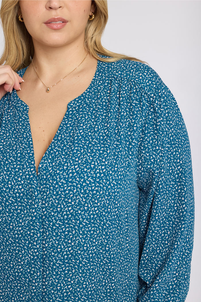 Pintuck Blouse In Plus Size - Dune Ditsy