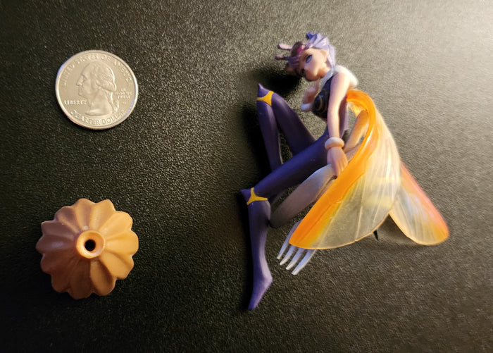 Queen Bee Vampire Savior SR Series Gashapon Figure