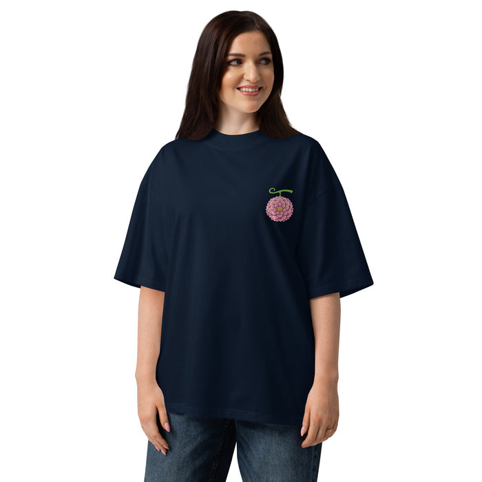 T-shirt oversize col montant Gigante Fleur Bleu Marine face - fleur brodée rose à la poitrine