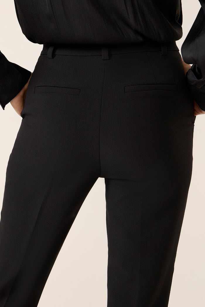 The Favorite Cigarette Pant