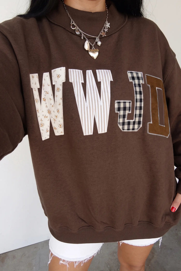 WWJD Mixed Pattern Embroidered Patch Graphic Mock Neck Sweatshirt – Gray